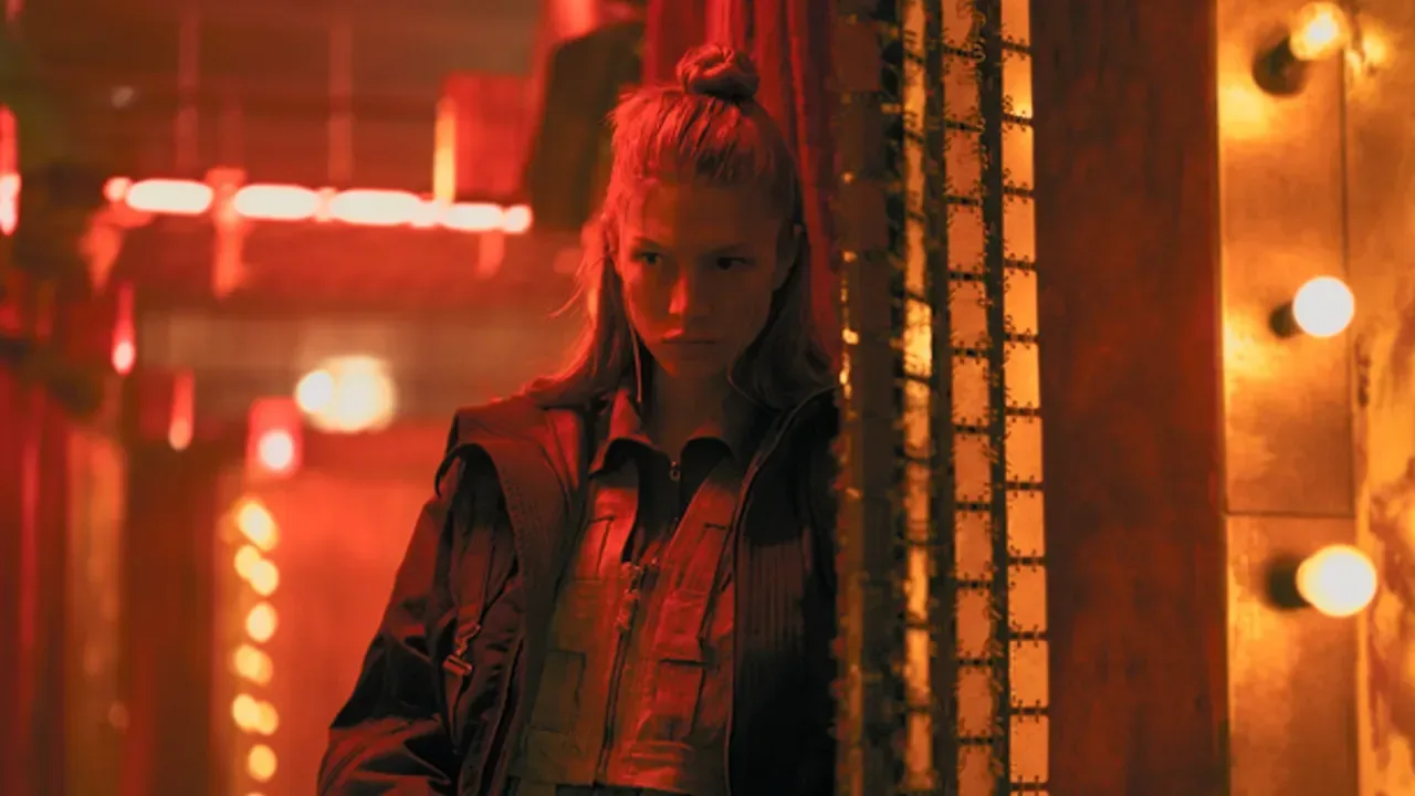 Blade Runner 2099 Trailer Puts Cora and Olwen at the Center of a Missing Replicant Case