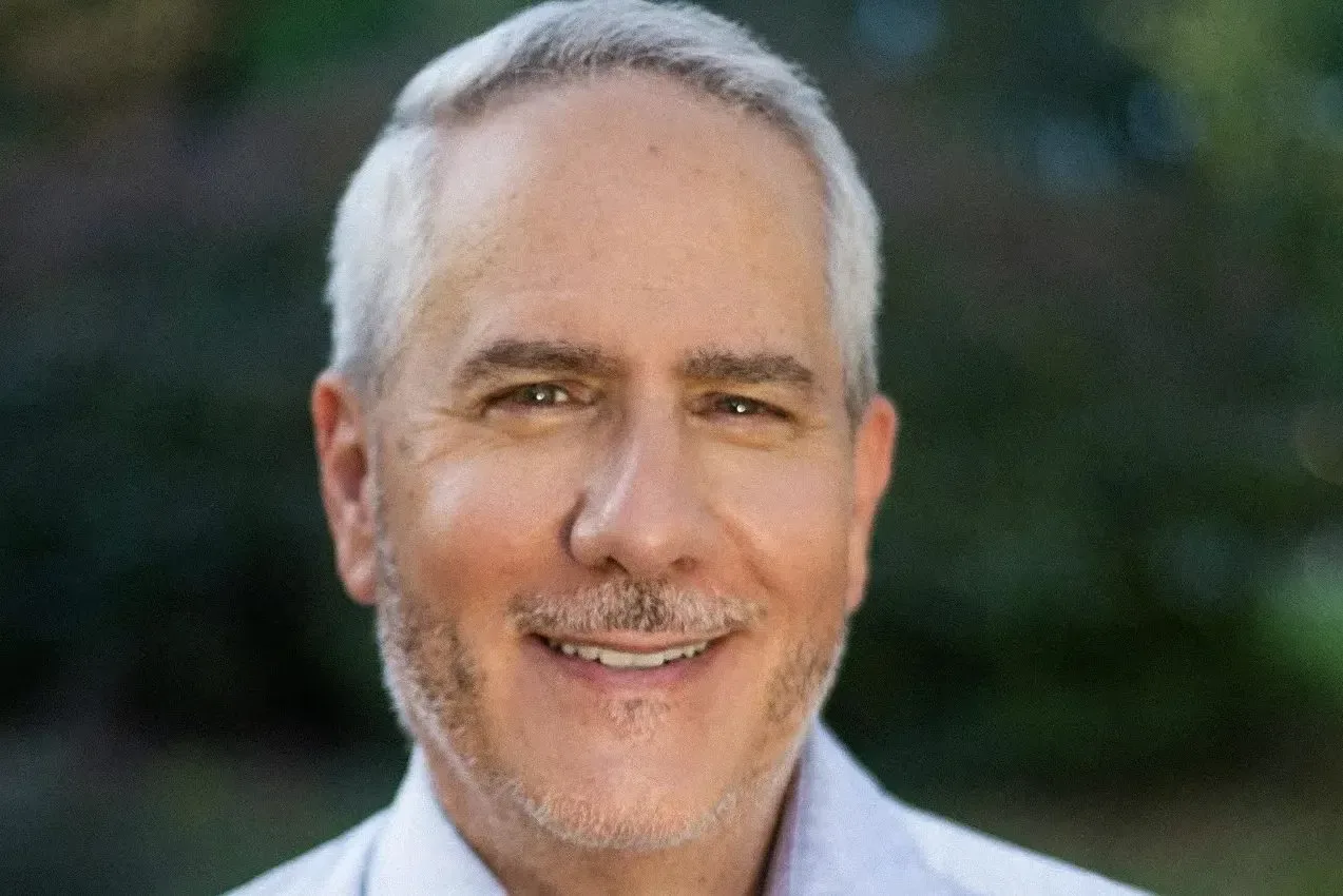 Jim Roppo named vice chairman of Warner Records Group