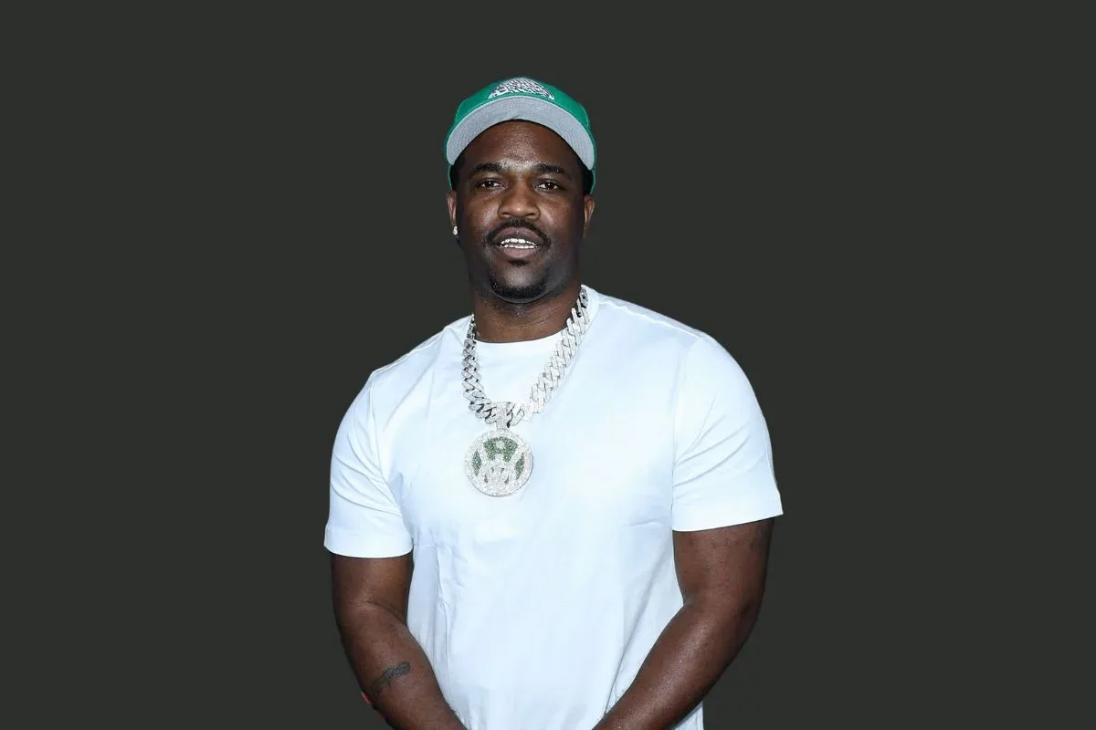 Ferg performing “Cycle” in a dance-focused fitness setting