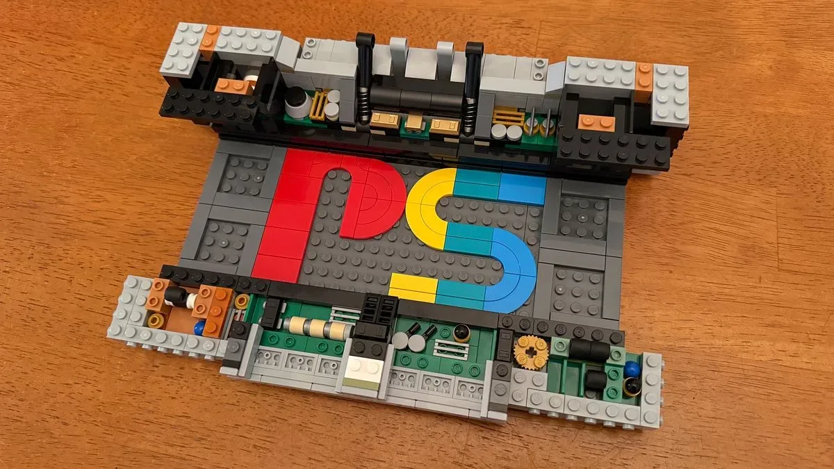Lego PlayStation 72306 near full-scale console model with brick-built DualShock controller
