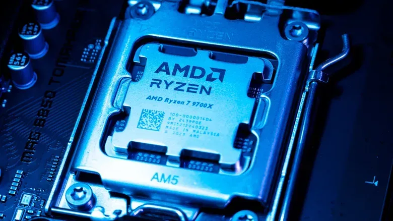 Gaming PC memory installation with two DDR5 modules