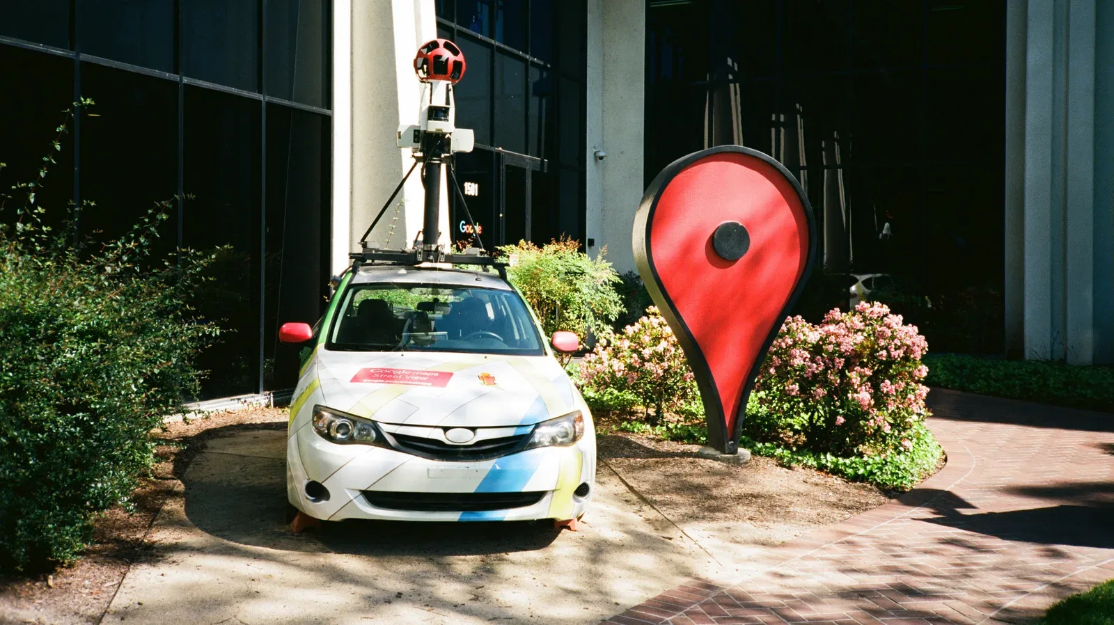 Google Maps showing a dropped red pin at an unmarked park location