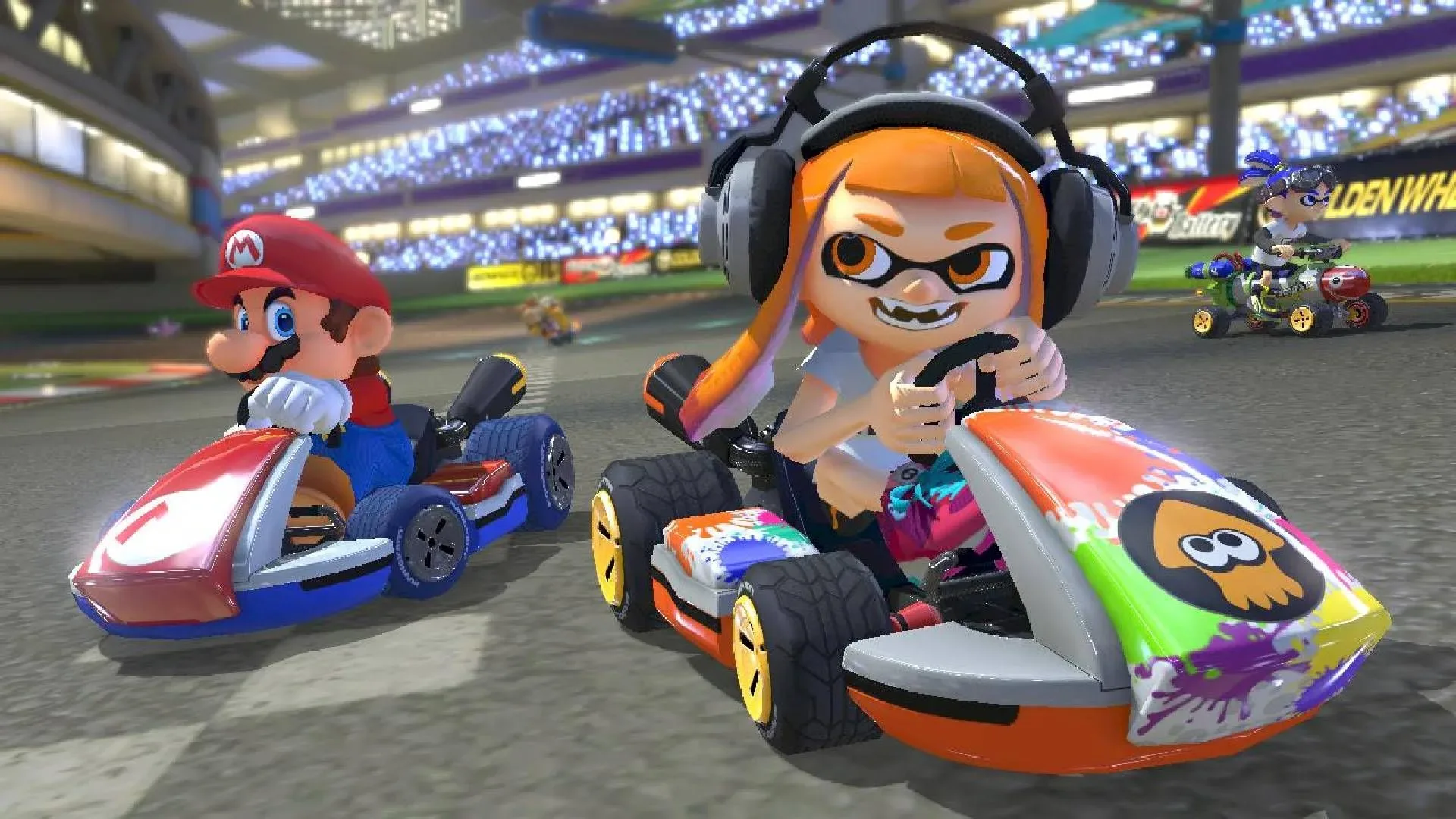 Mario Kart 8 Deluxe race showing karts approaching Item Boxes