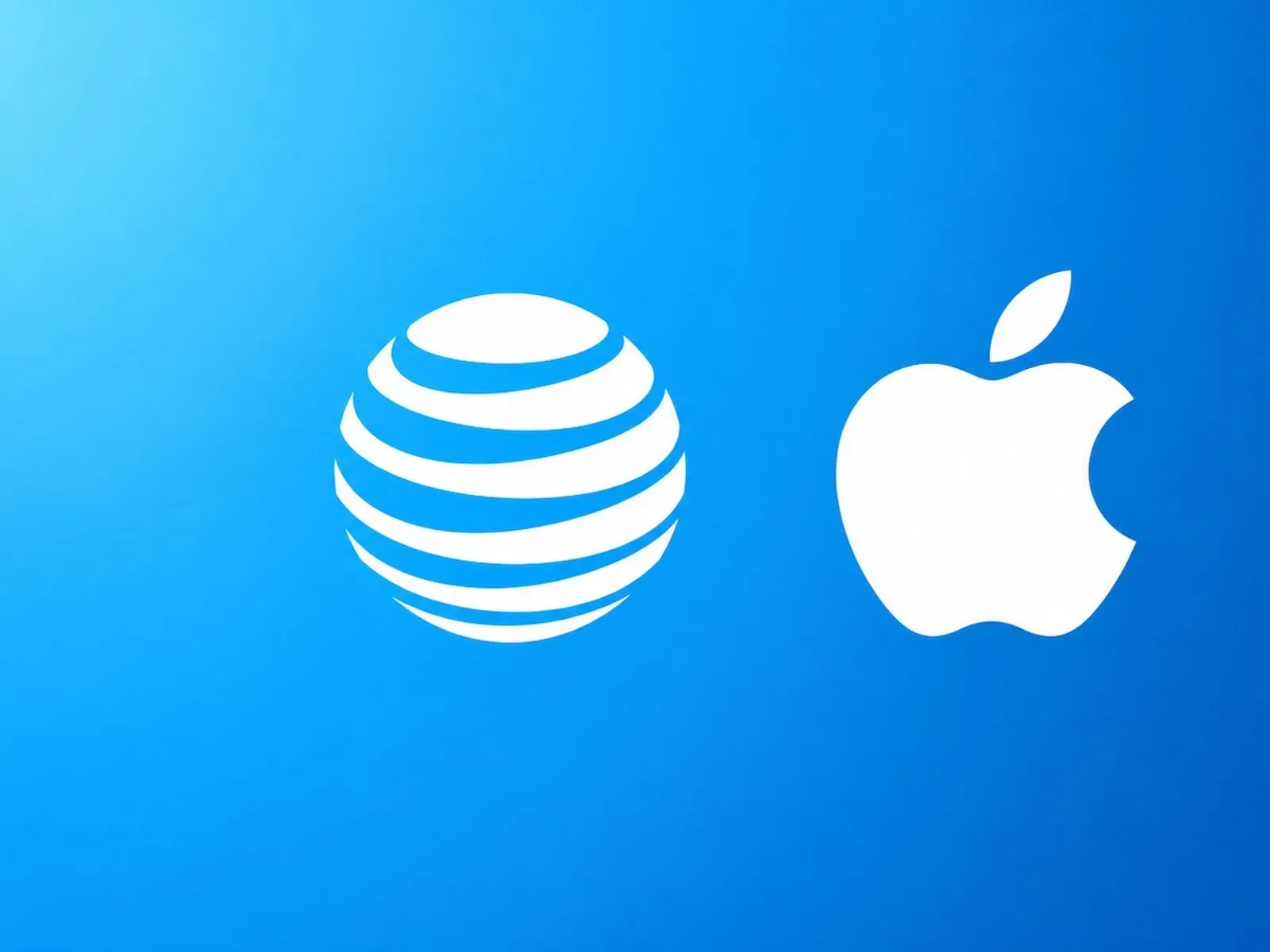 An iPhone status bar with unavailable cellular service