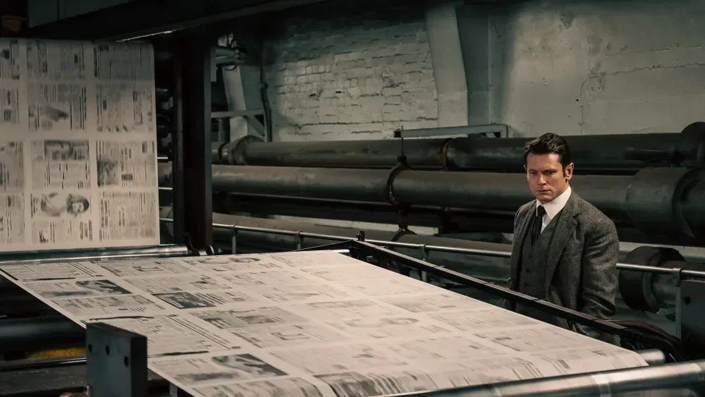 Guy Pearce as Rupert Murdoch in a London Underground sequence from Ink