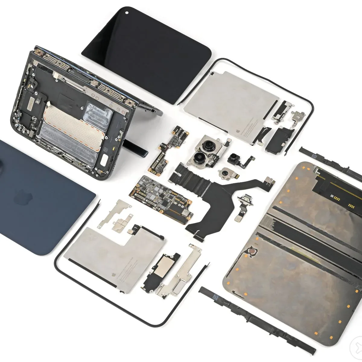 iPhone Duo Teardown Spots Hinge Stress Zone as a Possible Factor in Screen Failures