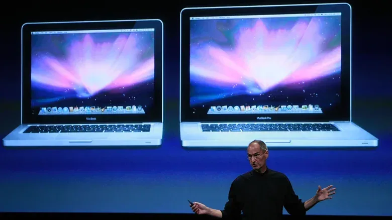 Steve Jobs announcing the unibody MacBook Pros in 2008.