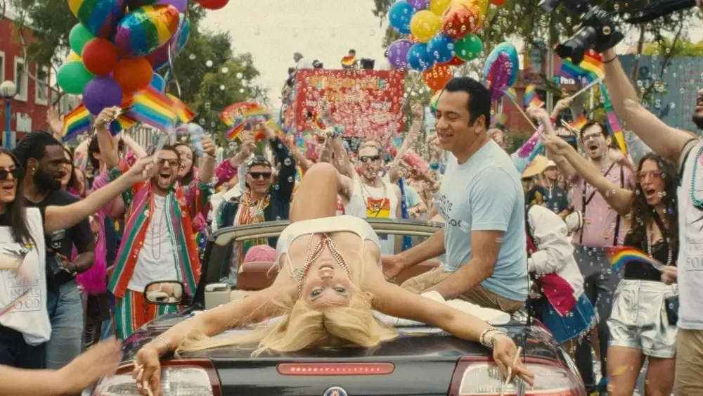 Abbie Cornish as Anna Nicole Smith in Trust Me, I’m a Doctor