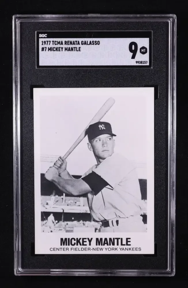 1975 Topps George Brett rookie card #228 with green and purple border