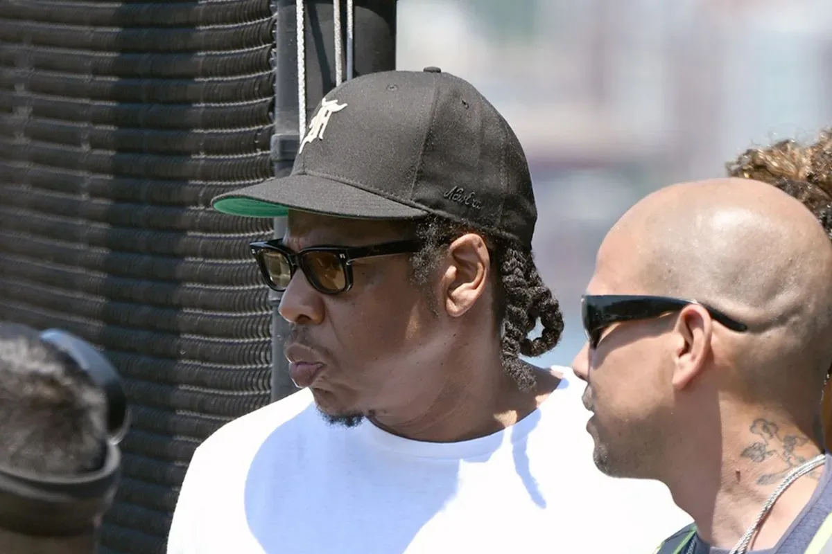 JAY-Z30 Los Angeles pop-up display with anniversary apparel racks