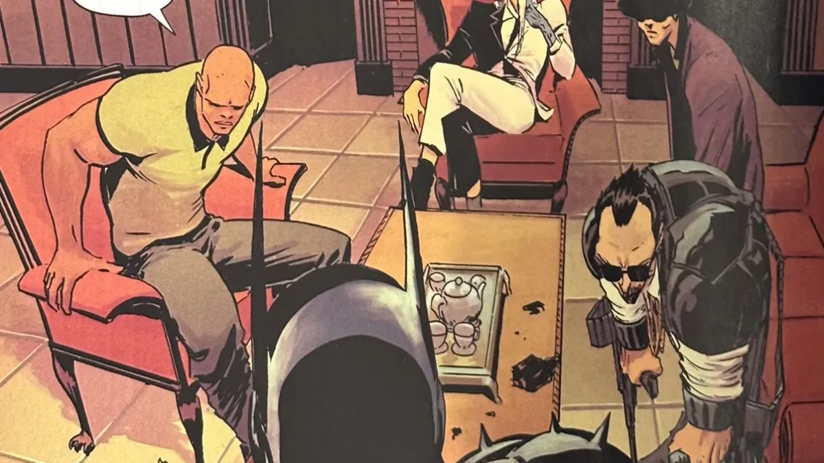 Absolute Batman #25 Turns Joker’s Plan Into a Campaign to Make Bruce Look Mad