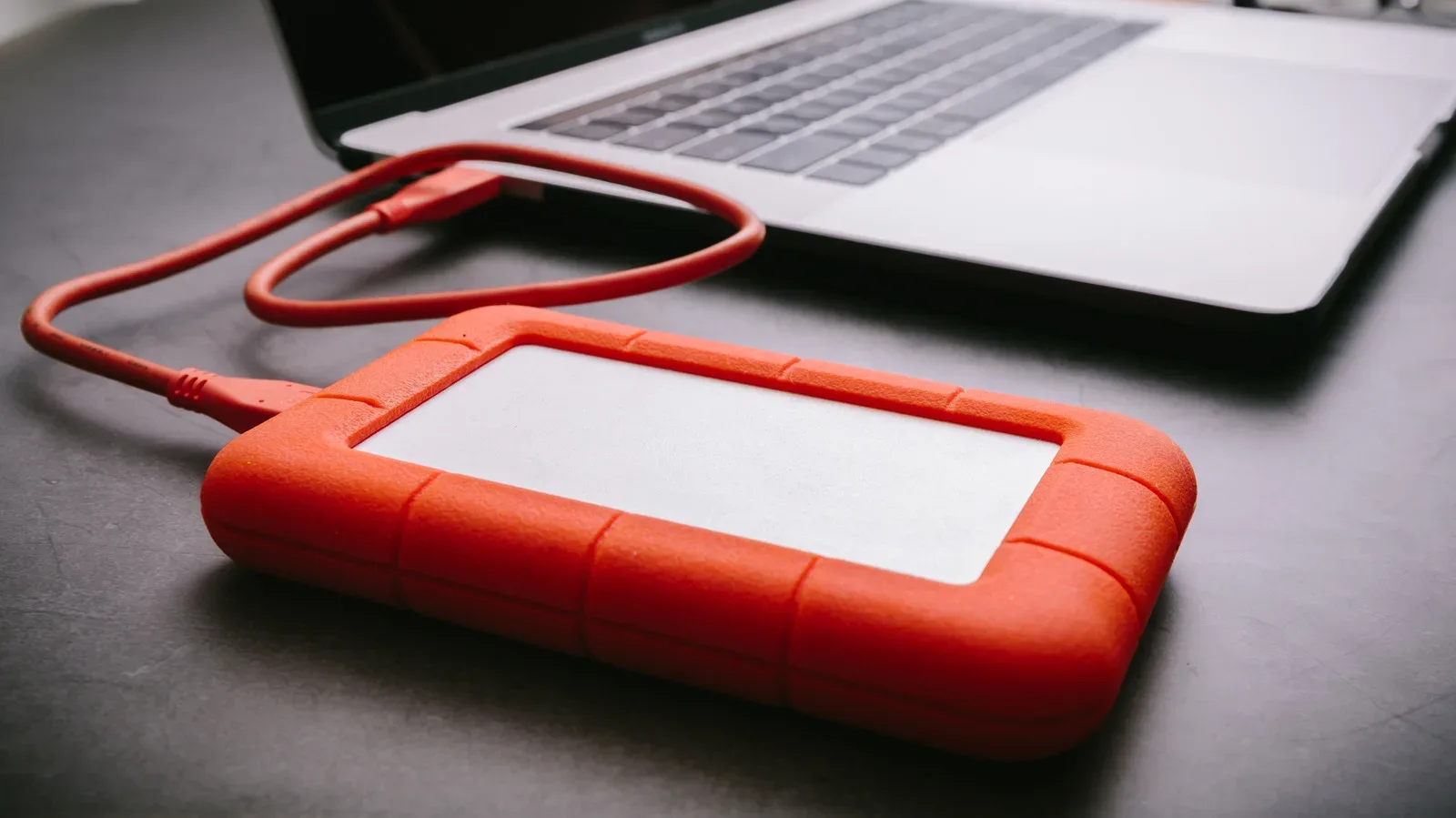 External drive connected to a gaming PC for a local backup