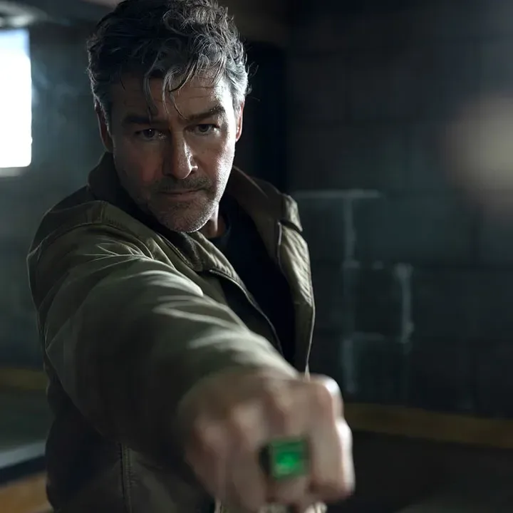 Kyle Chandler as Hal Jordan in Lanterns Season 1