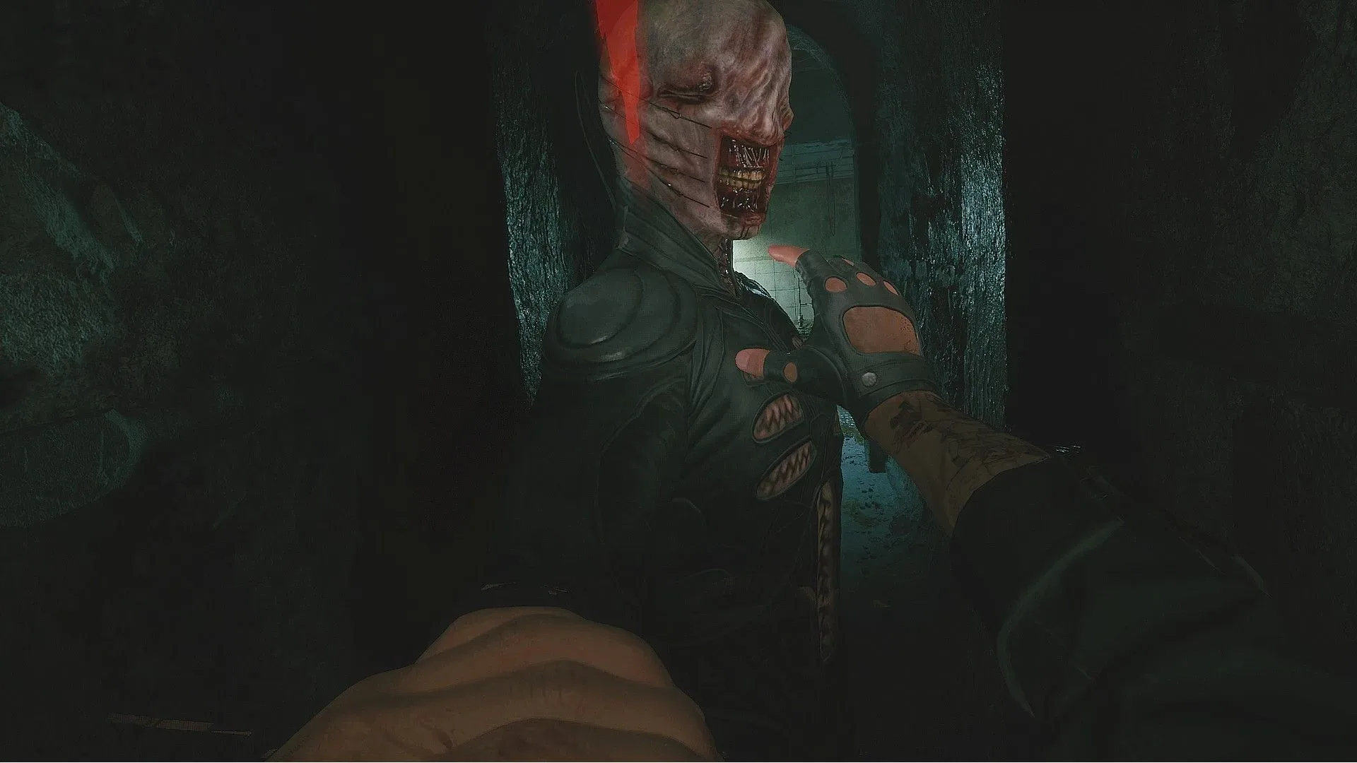 Hellraiser Revival screenshot of Chatterer grabbing Aiden in a death animation.