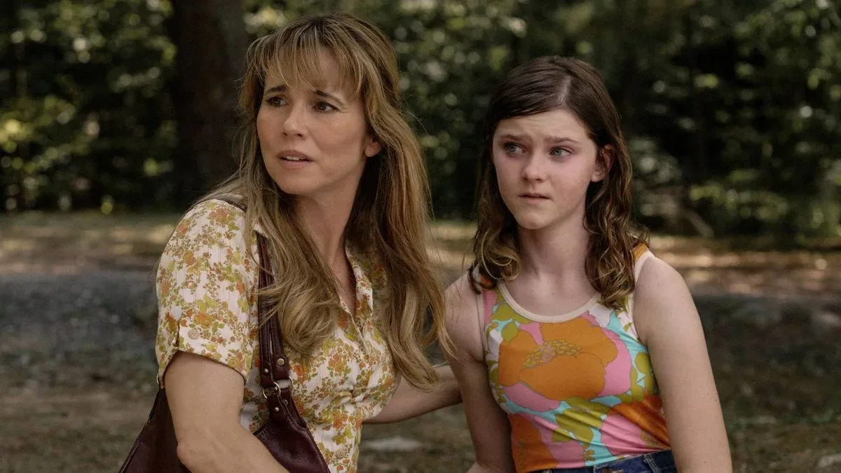 Linda Cardellini as Pamela Voorhees and Gwendolyn Sundstrom as Grace Snell in Crystal Lake