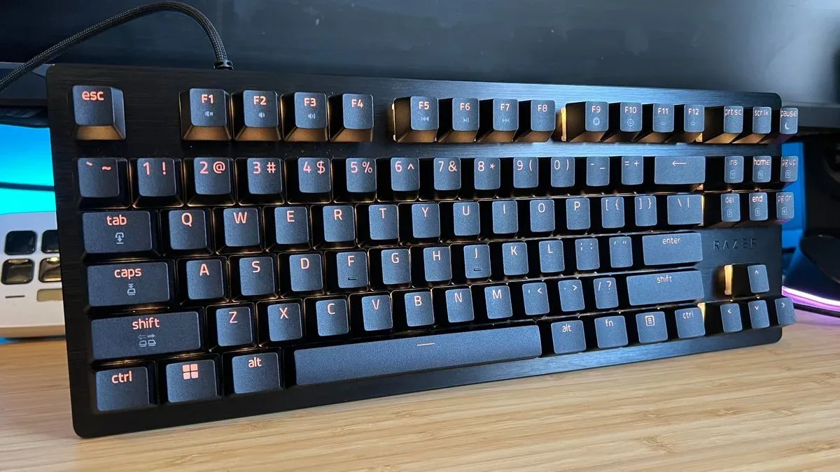Razer’s Huntsman V3 HE Brings Hall Effect Switches to a Lower Mainstream Price—With a Few Trade-Offs