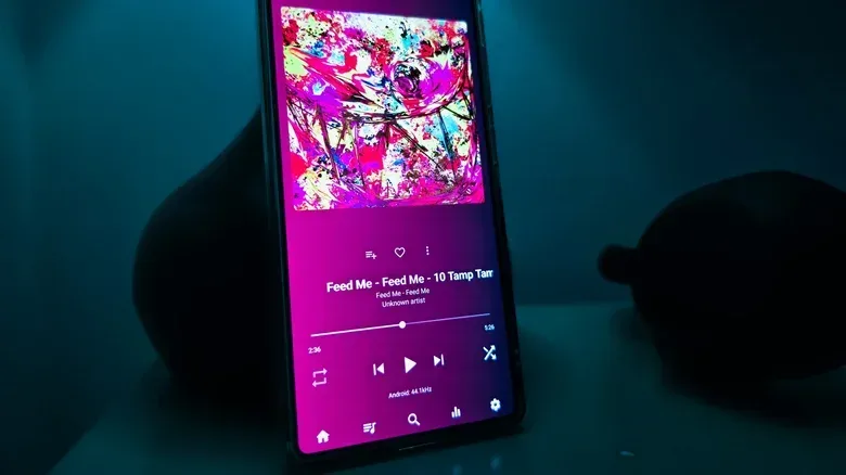 USB Audio Player Pro running on a Samsung Galaxy S25 Ultra smartphone.