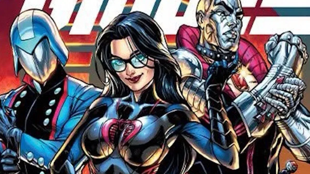Baroness featured in the G.I. Joe #30 teaser with Cobra-associated imagery