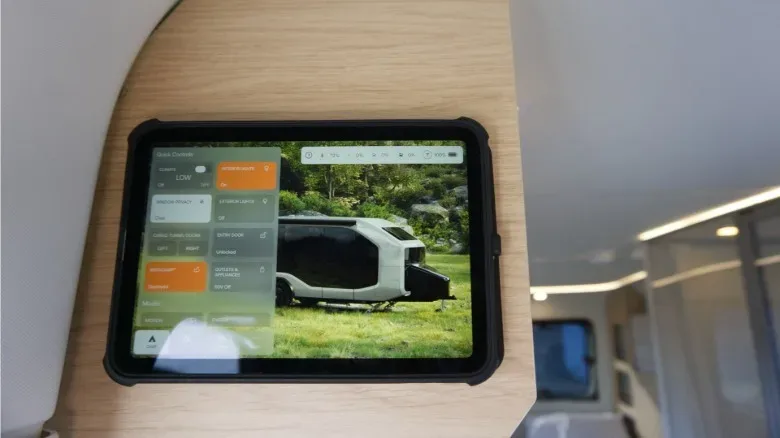 The iPad Mini controller.