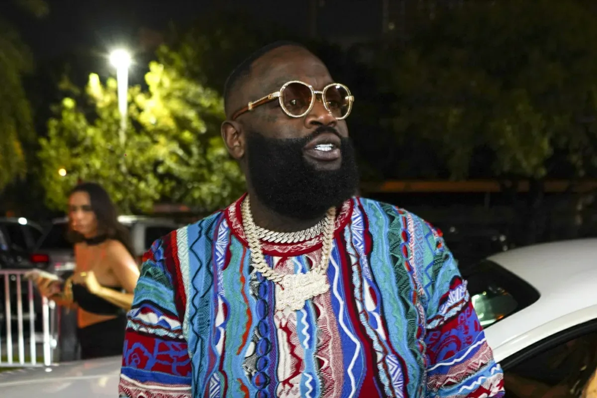 Rick Ross discussing his continuing support for Wingstop and a shift from franchise operations to stock ownership