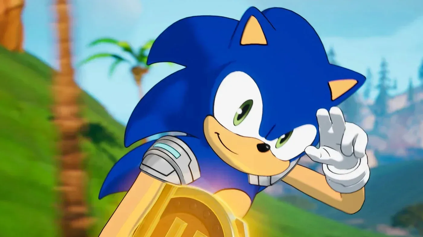 Android Sonic in Fortnite holding a weapon during the Sonic crossover