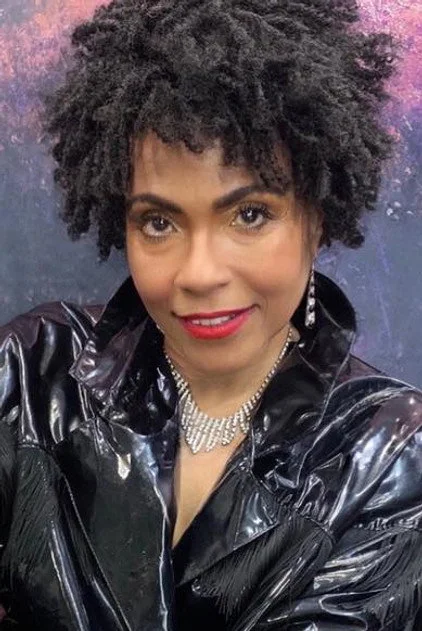 Ednah Holt